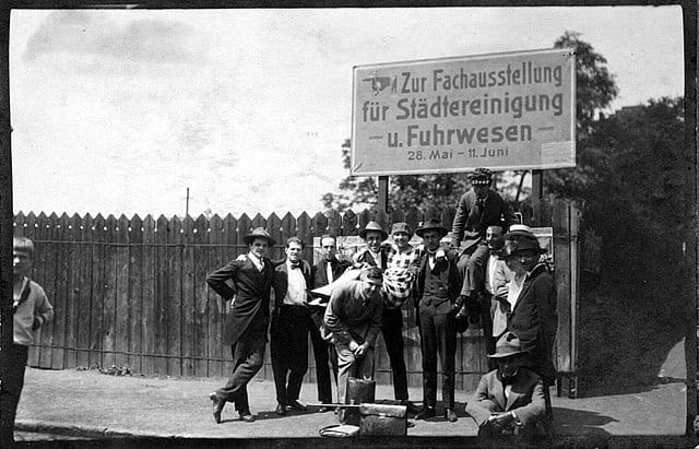 Internationaler Kongress progressiver Künstler, 1922, Hannah Höch zweite von rechts