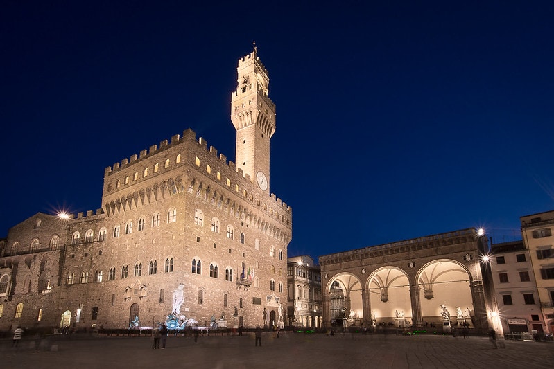 Piazza della Signoria, Palazzo Vecchio